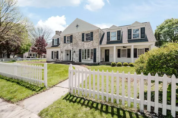 2617 E Capitol, Shorewood, WI 53211