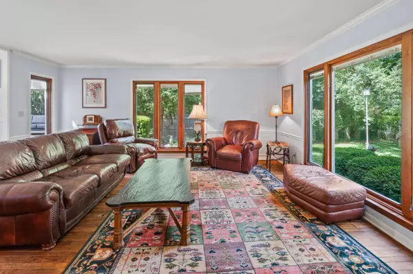 1030 W Ravine, Bayside, WI 53217