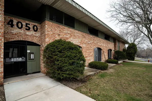 4050 W Rivers Edge Unit 25, Brown Deer, WI 53209