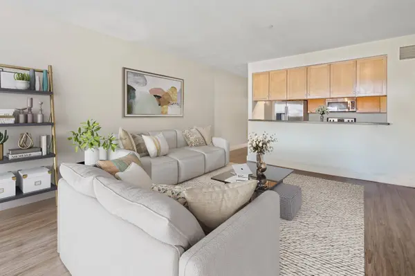 1905 N Water Unit 303, Milwaukee, WI 53202