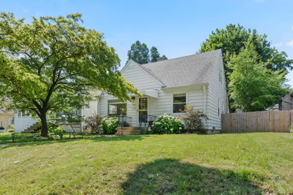 7819 W Hadley, Milwaukee, WI 53222