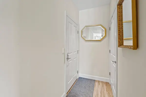 1905 N Water Unit 303, Milwaukee, WI 53202