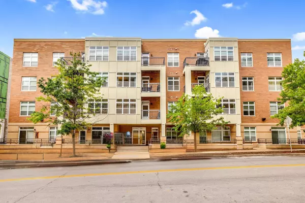 1905 N Water Unit 401, Milwaukee, WI 53202