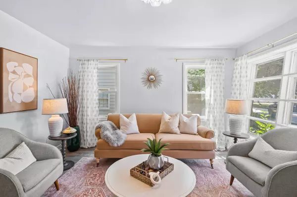 4452 N Sheffield, Shorewood, WI 53211