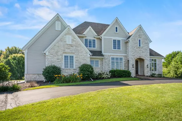 N93W7935 Cranes Crossing, Cedarburg, WI 53012