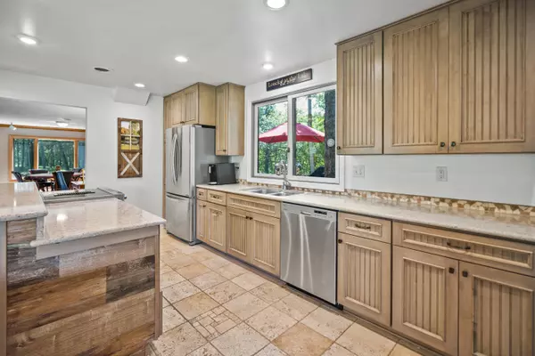 6215 Riesch, West Bend, WI 53095