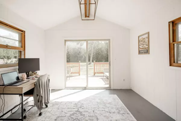 7740 N Santa Monica, Fox Point, WI 53217