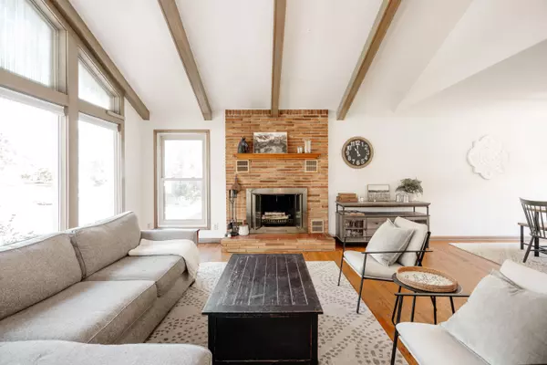 7740 N Santa Monica, Fox Point, WI 53217