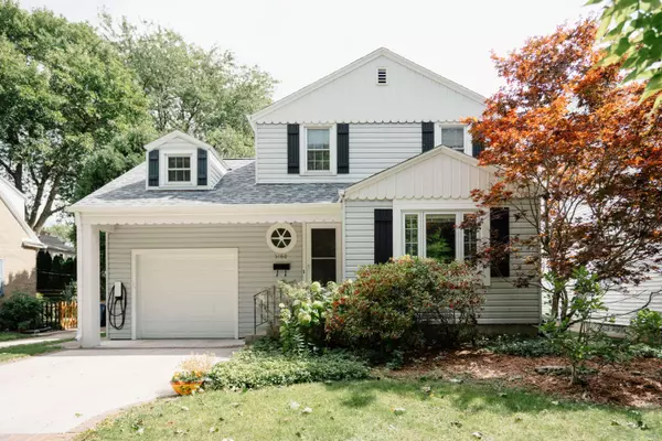 5160 N Kent, Whitefish Bay, WI 53217