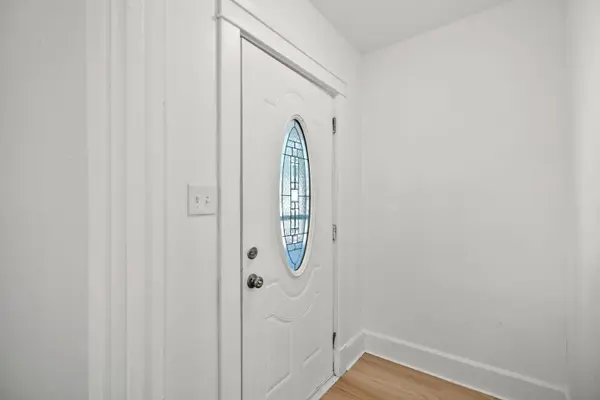 1009 West Lawn, Racine, WI 53405