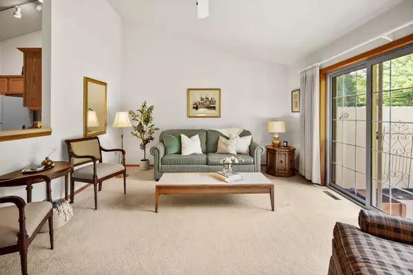 1984 Comanche, Grafton, WI 53024