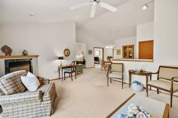 1984 Comanche, Grafton, WI 53024