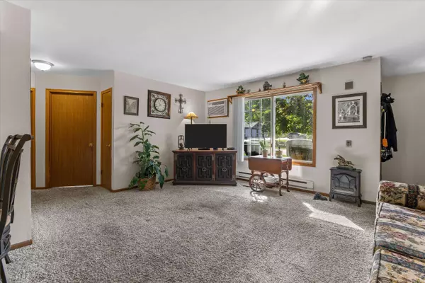 S75W16788 Jacob Unit 12, Muskego, WI 53150