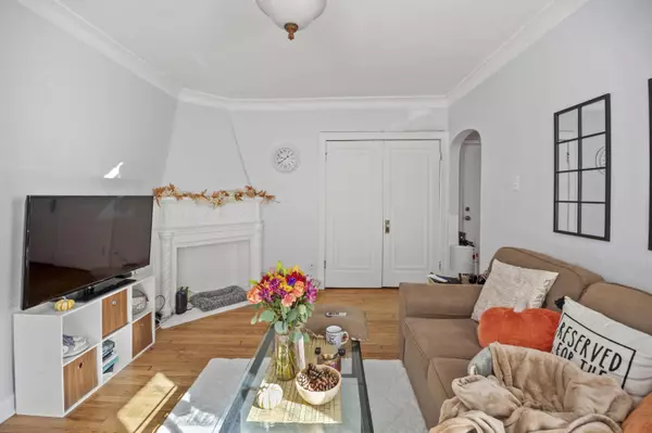 2237 N Hubbard, Milwaukee, WI 53212