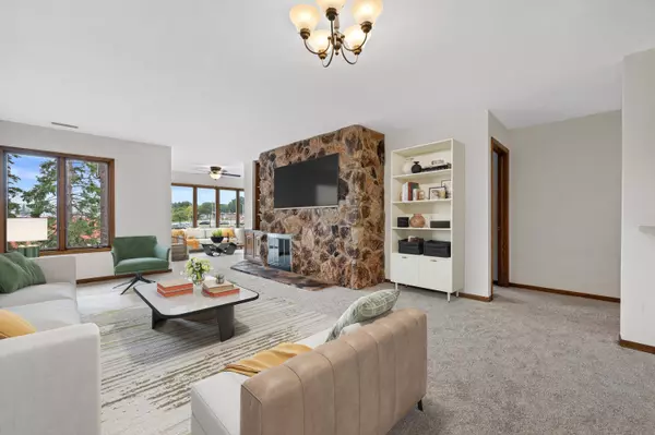 N84W15750 Ridge Unit 204, Menomonee Falls, WI 53051