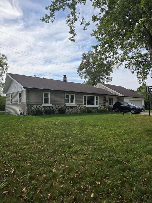 16835 W Roosevelt, New Berlin, WI 53151