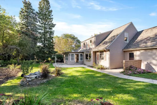 6101 N Alberta, Glendale, WI 53217