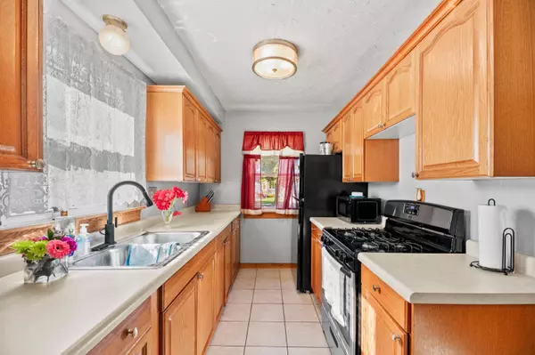 3612 S 24th, Milwaukee, WI 53221