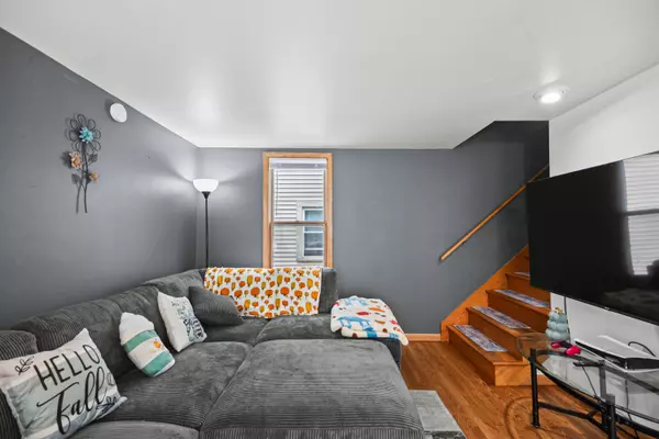 1139 White Rock, Waukesha, WI 53186