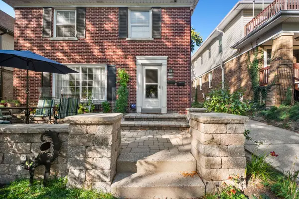 1700 E Menlo Unit 1702, Shorewood, WI 53211