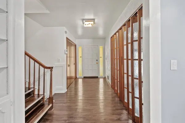2003 S Valley Spring, New Berlin, WI 53151