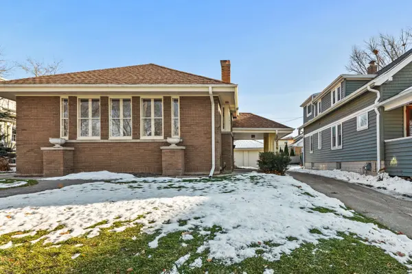 2014 N 83rd, Wauwatosa, WI 53213
