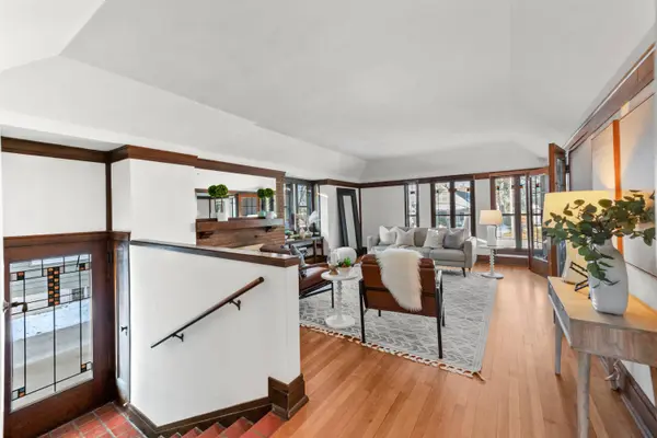 2014 N 83rd, Wauwatosa, WI 53213
