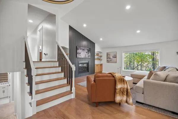 279 High Forest, Grafton, WI 53012