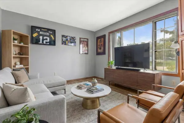 S75W16788 Jacob Unit 12, Muskego, WI 53150