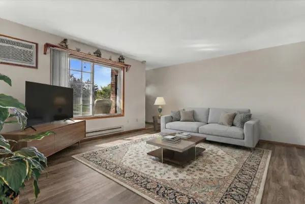 S75W16788 Jacob Unit 12, Muskego, WI 53150