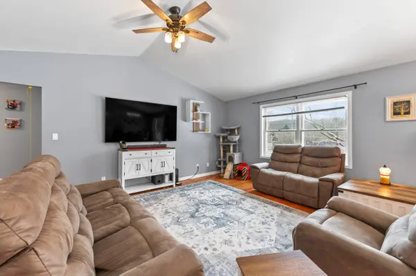 534 Woodridge, Grafton, WI 53024