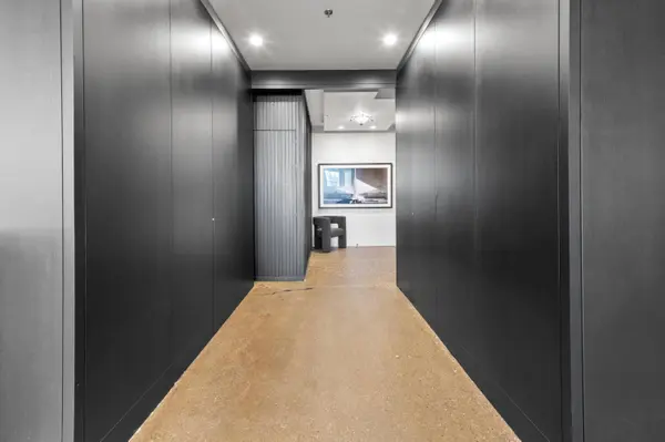 400 N Broadway Unit 301, Milwaukee, WI 53202