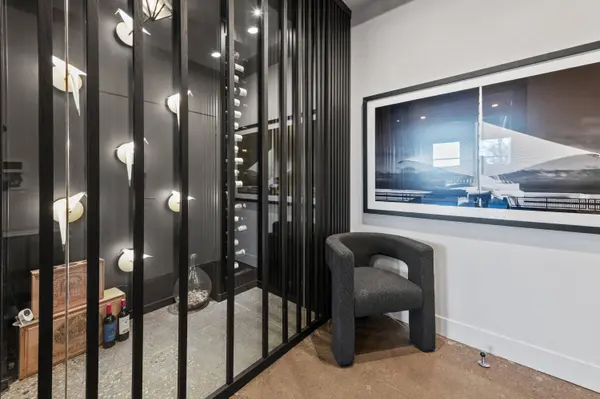 400 N Broadway Unit 301, Milwaukee, WI 53202