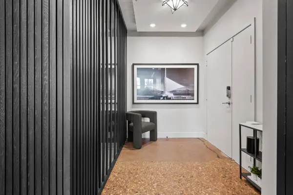 400 N Broadway Unit 301, Milwaukee, WI 53202