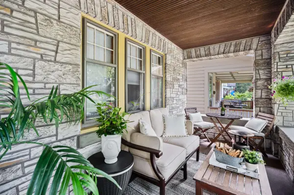 3046 N Newhall, Milwaukee, WI 53211