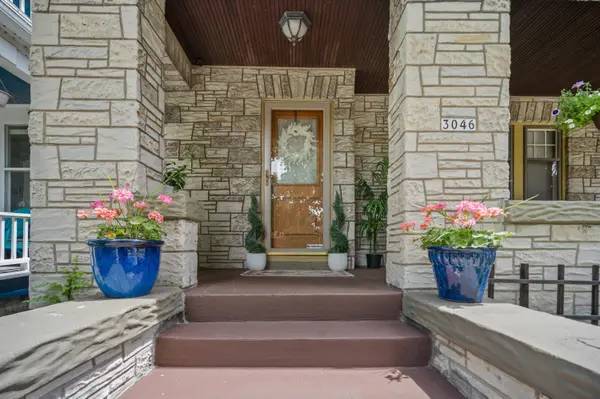 3046 N Newhall, Milwaukee, WI 53211