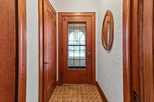 333 E Day, Whitefish Bay, WI 53217