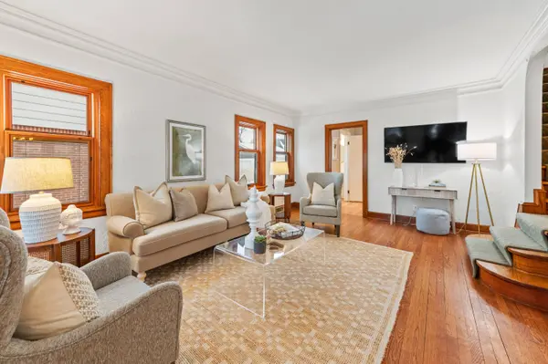 333 E Day, Whitefish Bay, WI 53217