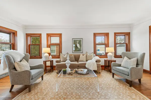 333 E Day, Whitefish Bay, WI 53217