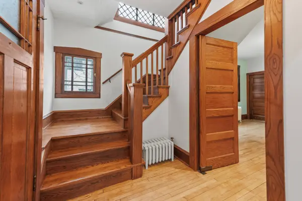 2410 E Stratford, Shorewood, WI 53211