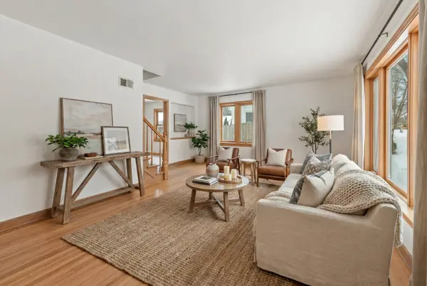 8338 N Whitney, Fox Point, WI 53217