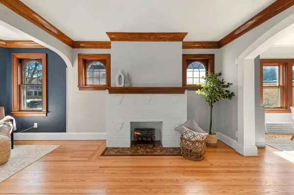 4639 N Larkin, Whitefish Bay, WI 53211