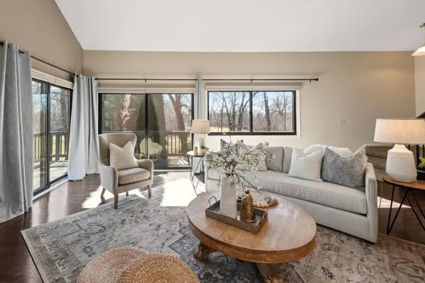 N80W13519 River Park Unit 44D, Menomonee Falls, WI 53051