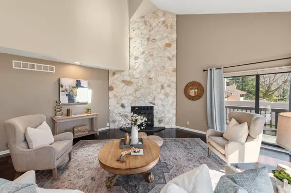 N80W13519 River Park Unit 44D, Menomonee Falls, WI 53051