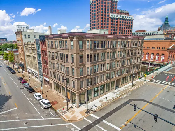 108 W Wells Unit 4D, Milwaukee, WI 53203