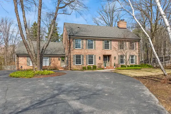 1260 E Dean, Fox Point, WI 53217