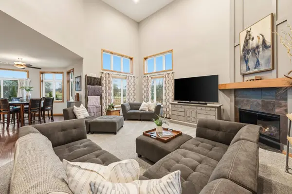 W360N7572 Thomas, Oconomowoc, WI 53066