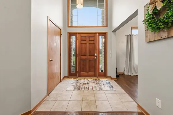 W360N7572 Thomas, Oconomowoc, WI 53066