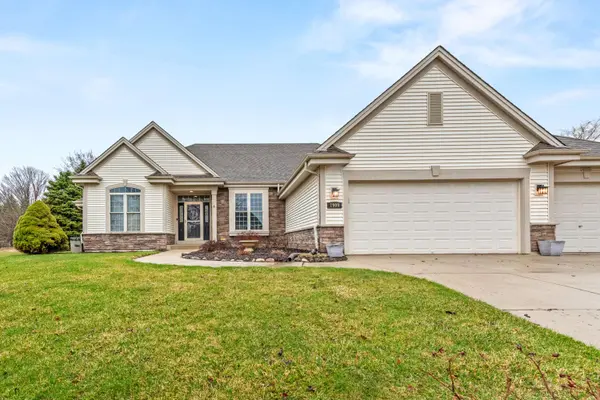 1909 Foxcroft, Waukesha, WI 53189