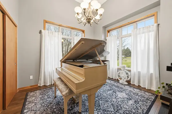 W360N7572 Thomas, Oconomowoc, WI 53066